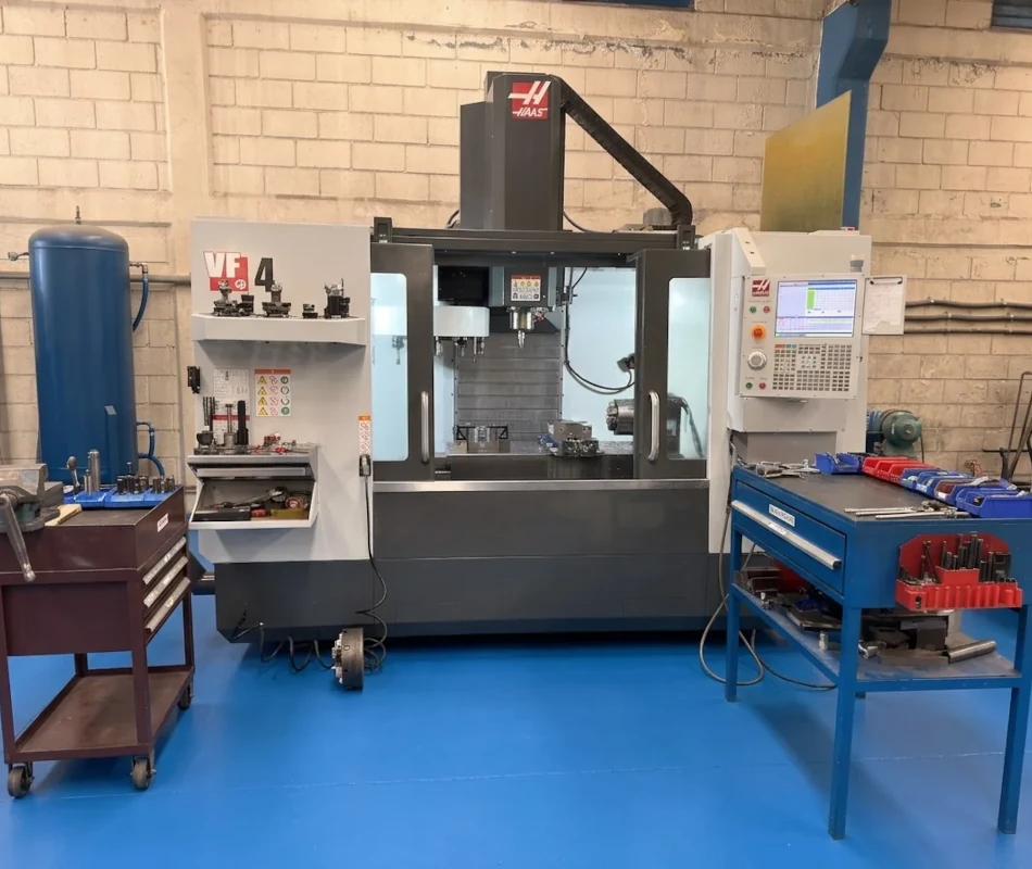 Centro de mecanizado vertical HAAS VF-4
